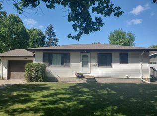 601 1st Ave NE, Crookston, MN 56716