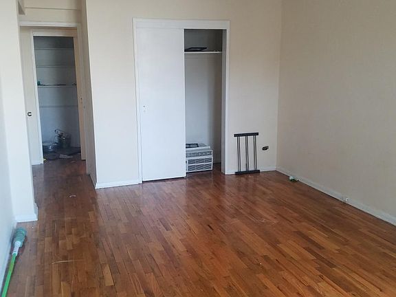 5th image of 2222 E 18th St APT 1F