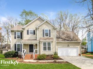 3910 Deerfield St, High Point, NC 27265