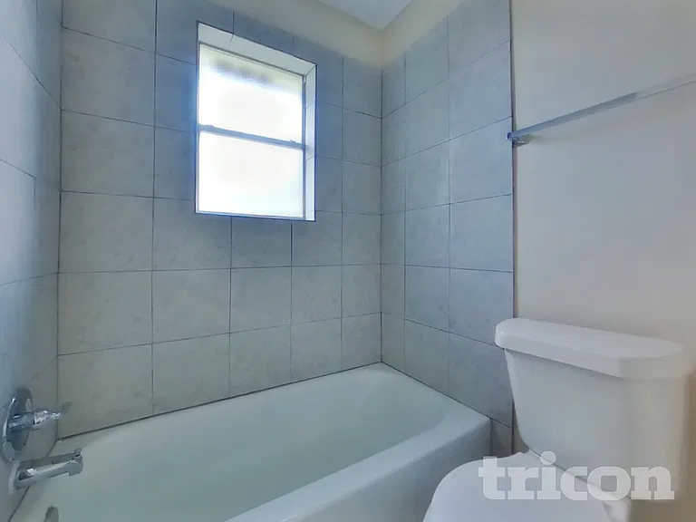 2706 King James Ct — Photo 8