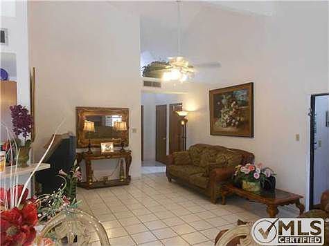 3rd image of 1479 Sierra De Oro Dr