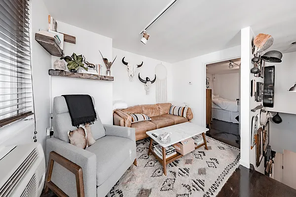 Rented by The Downtown LLC | media 47