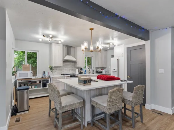 1938 S Texas St, Salt Lake City, UT 84108
