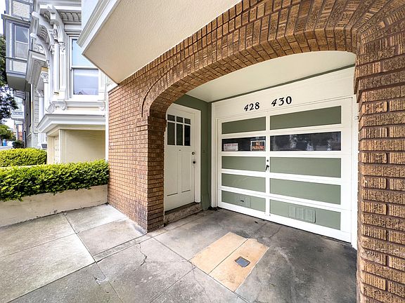 2nd image of 430 Laurel St #430