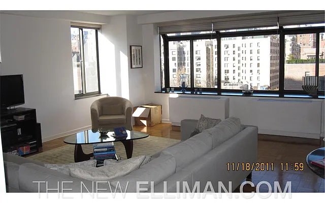 Rented by Douglas Elliman | media 7