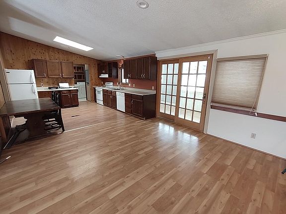 4th image of 37 Vesta Ln