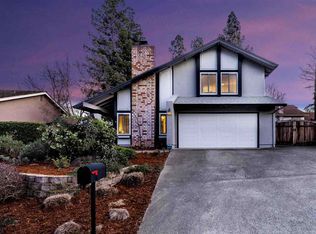 214 Deer Path Ct, Martinez, CA 94553