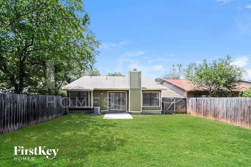 9419 Valley Bnd