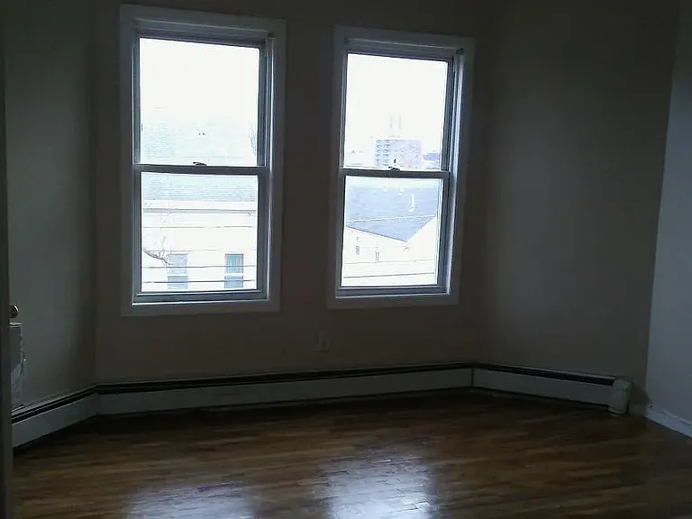87 N 4th St #21 — Photo 3