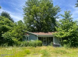 196 Hoosick Junction Rd, Hoosick Falls, NY 12090