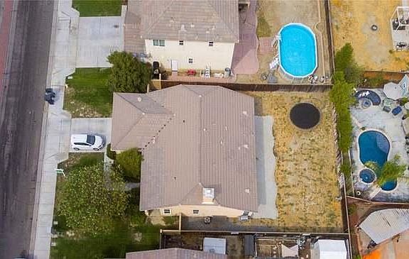 4th image of 547 Ivy Crest Dr