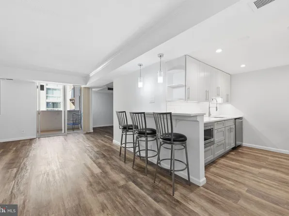 4601 N Park Ave APT 1120-V, Chevy Chase, MD 20815