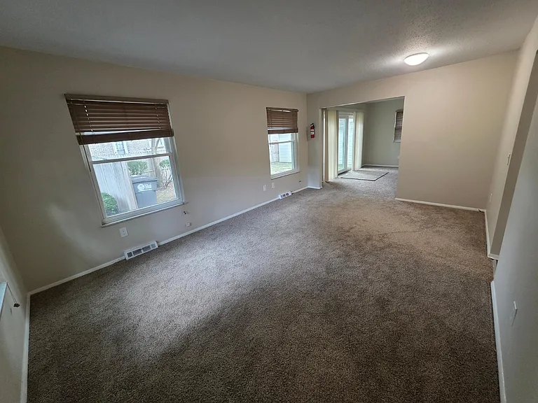 4604 Imperial Dr — Photo 8