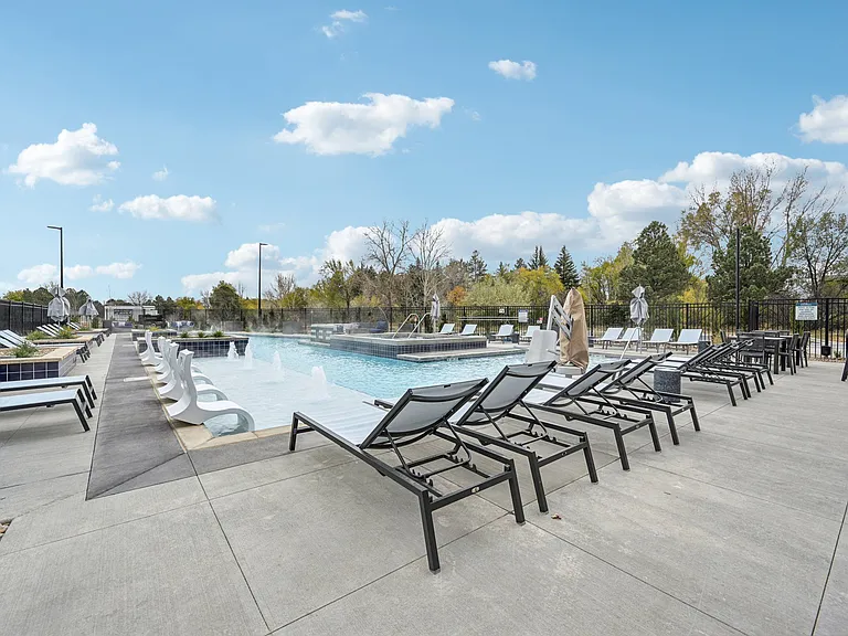 The Quarry Luxury Apartments — Photo 42
