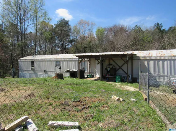 32 Lake Lndg, Shelby, AL 35143