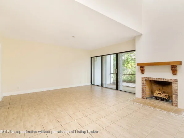 1900 Presidential Way #1-F, West Palm Beach, FL 33401