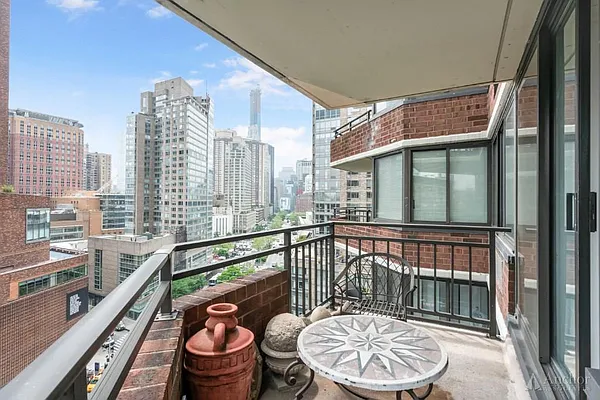 Sold by Anchor Associates | media 37