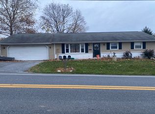 863 Maytown Rd, Elizabethtown, PA 17022