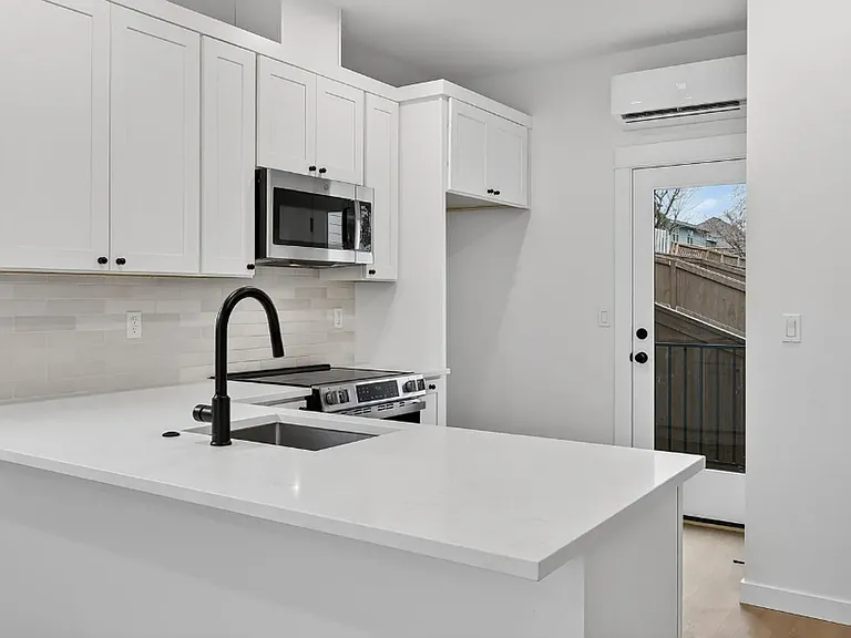 4059 SW McKinley St — Photo 18