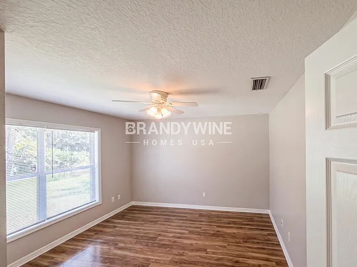 8810 N Orangeview Ave — Photo 18