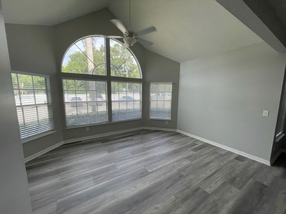 3rd image of 12225 Armenia Gables Cir