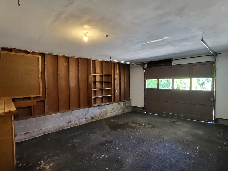 339 N G St — Photo 12
