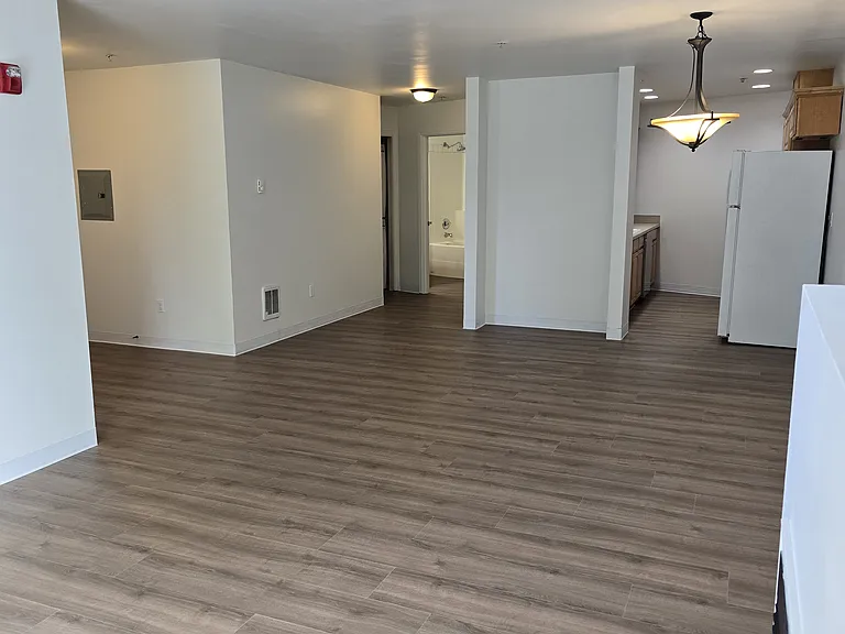 108 Factory Ave N #3C — Photo 20