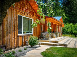 11048 Highway 238, Jacksonville, OR 97530