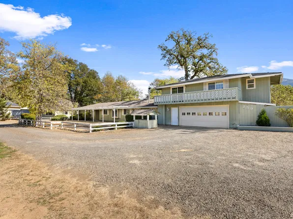 259 Queens Branch Rd, Rogue River, OR 97537