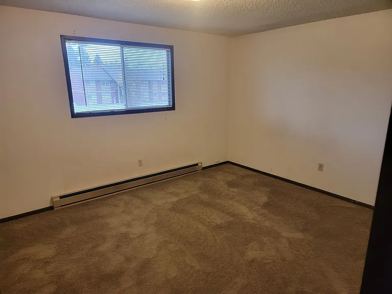 3019 S Whipple Rd — Photo 6