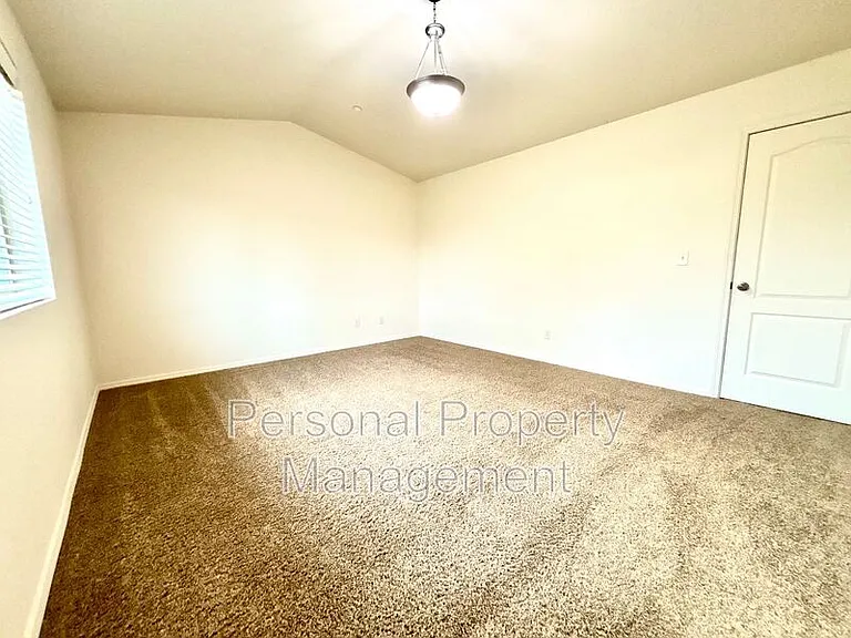 3407 NW 47th Dr — Photo 12