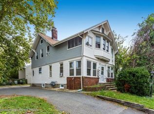 41 3rd St, Keyport, NJ 07735