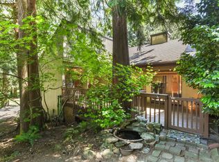 13515 NE Regents Dr, Vancouver, WA