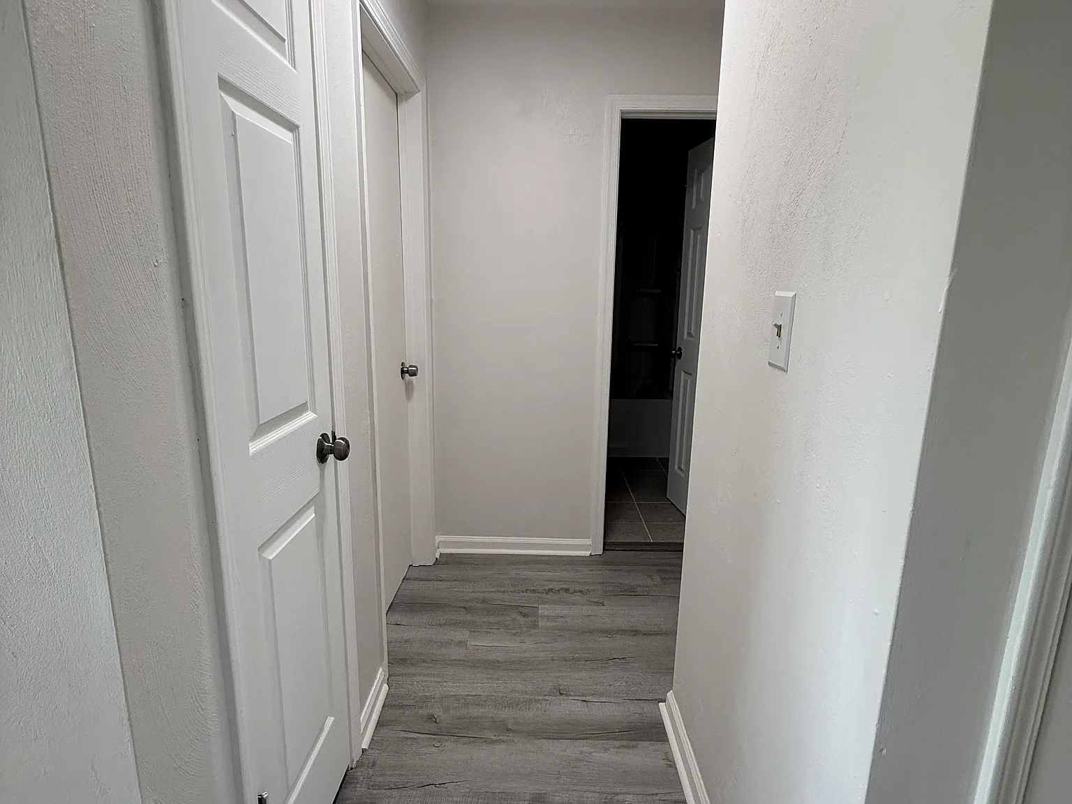 2 bed, 702 sqft, $1,400 — Photo 3