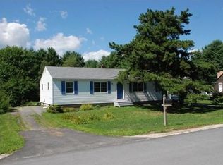 53 Burnell Dr, Yarmouth, ME 04096