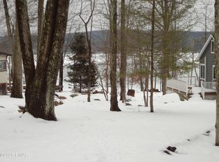 10 & 11DR S Briar Hill Rd W, Lakeville, PA 18438