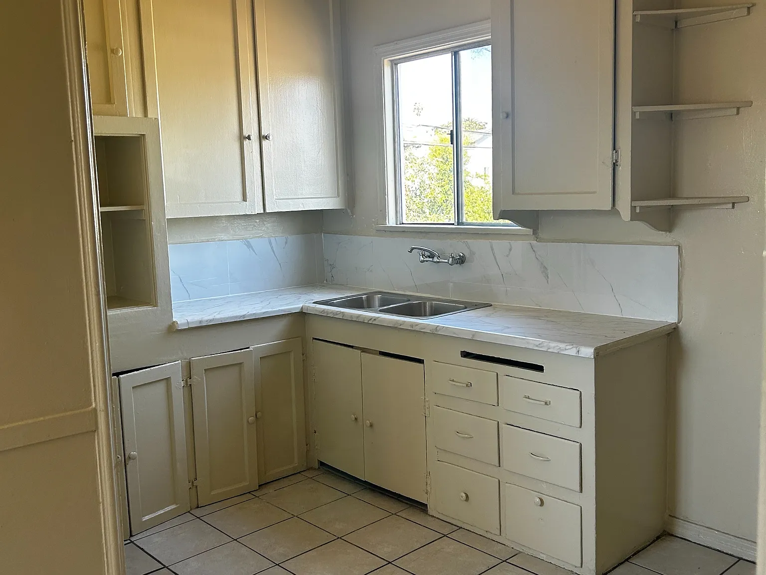 1755-1757 1/2 La Brea Ave. - 1757... — Photo 2