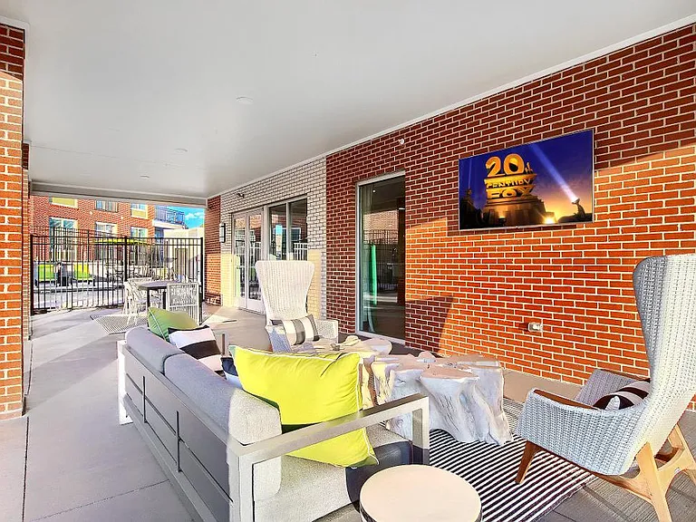 The Vue at Creve Coeur Apartments — Photo 10