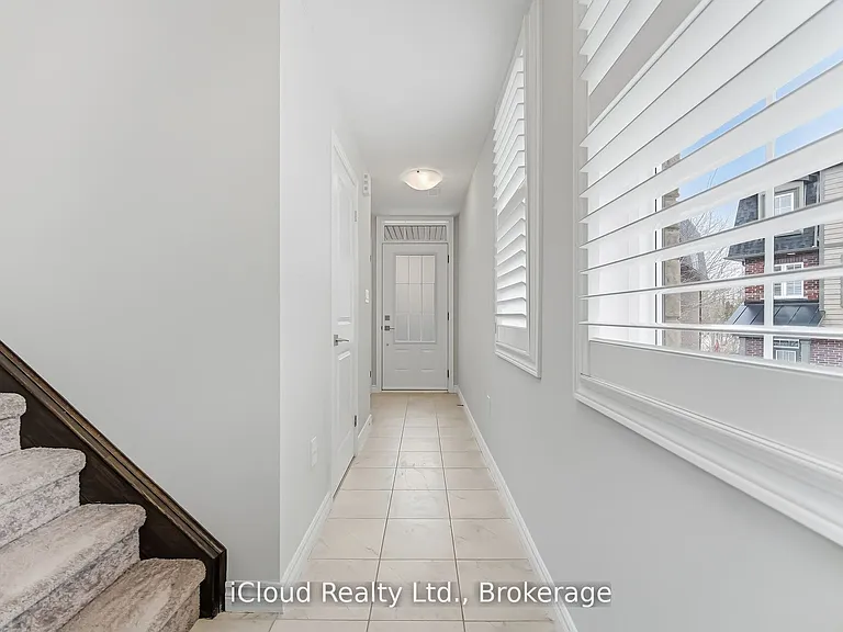 445 Ontario St N #103 — Photo 4