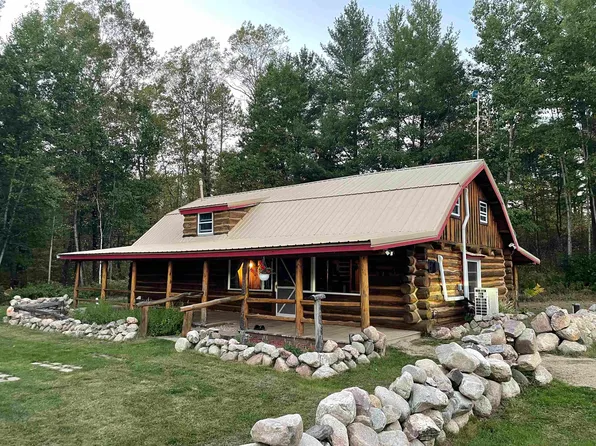 N17187 Boulder Ridge Dr, Pembine, WI 54156