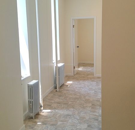5th image of 403 W 51st St APT 1B