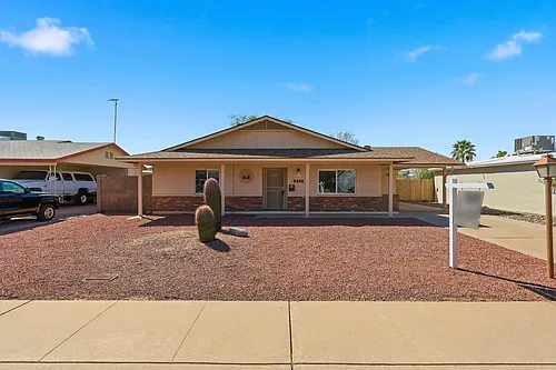 2331 E Betty Elyse Ln Photo 1