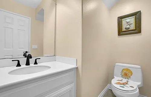 5510 Beverly Ln Photo 1