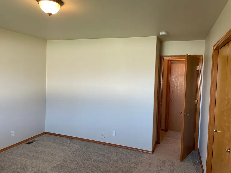1200 E Warm Springs Ave — Photo 12