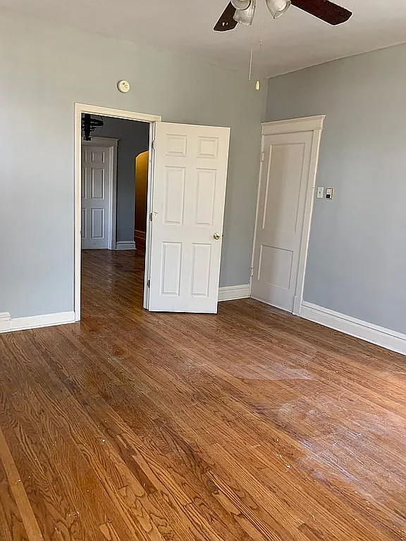 5502-5504 S Grand Blvd photo 1