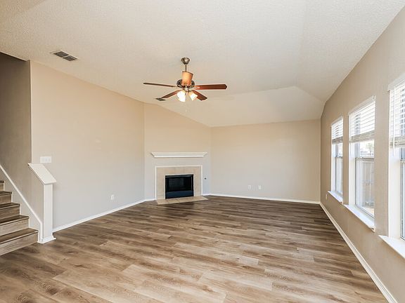 5th image of 1203 Hampton Dr