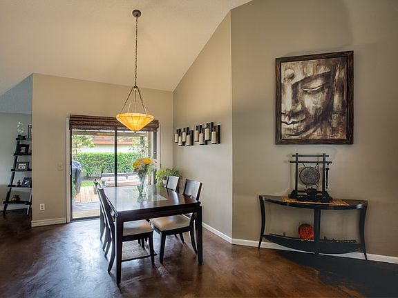 3rd image of 7042 Villa Estelle Dr