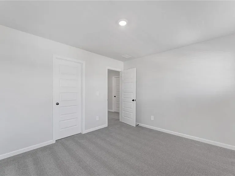 2929 Sweet Red Cir — Photo 57