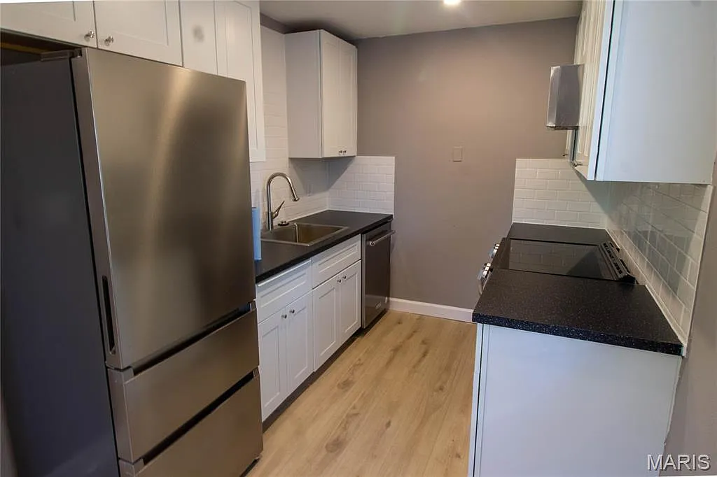 Building Photo - 5349 Arsenal St #5