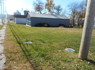 363 Elm St, Bennet, NE 68317